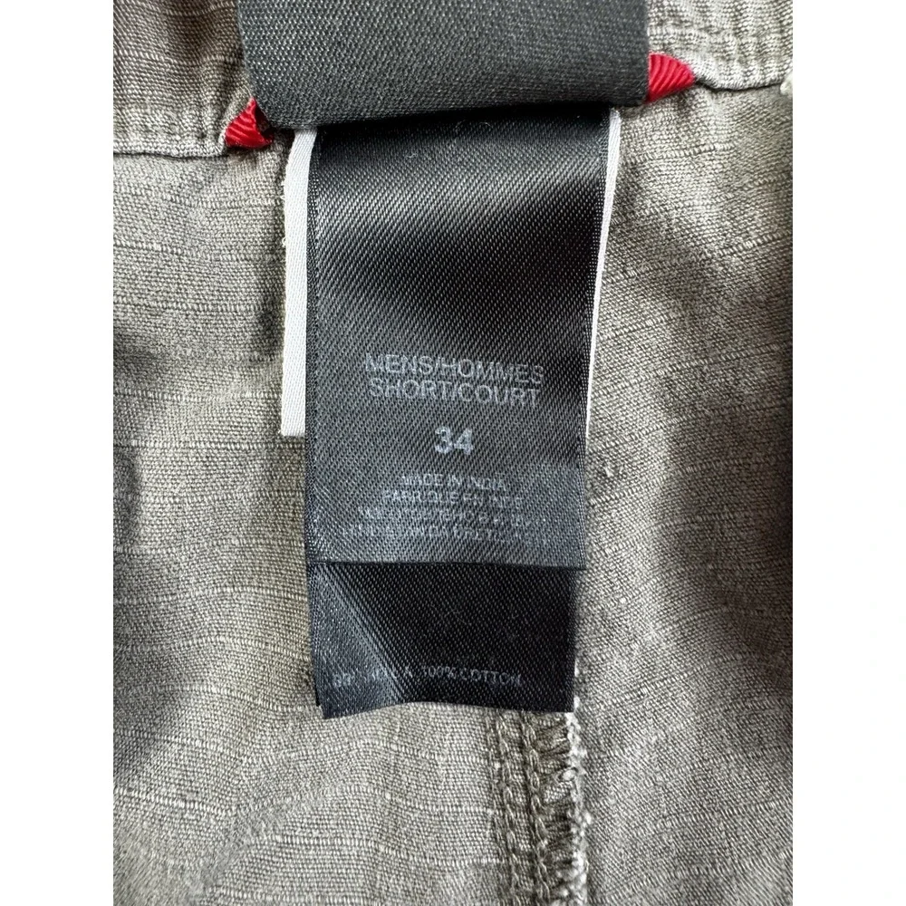 The North Face Men's Shorts Size 34 Gray Cargo Hiking Outdoor Casual